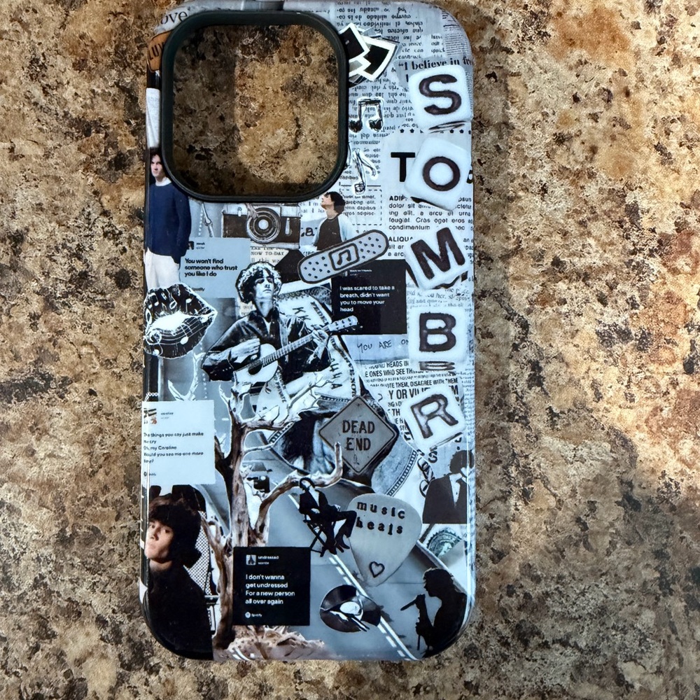 Colorful Patterned Phone Cases Set - Picture 2 of 7